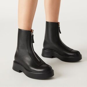 NEW Steve Madden Jones Black Genuine Leather Zipper Front Combat Y2K Black Boot